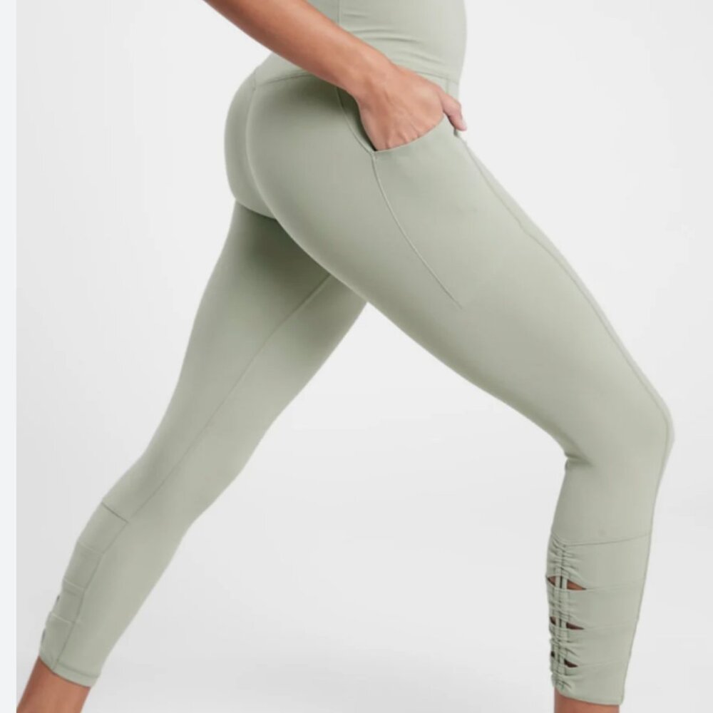Athleta Salutation Stash Pocket II Cinch 7/8 Tight in Sage XS Petite